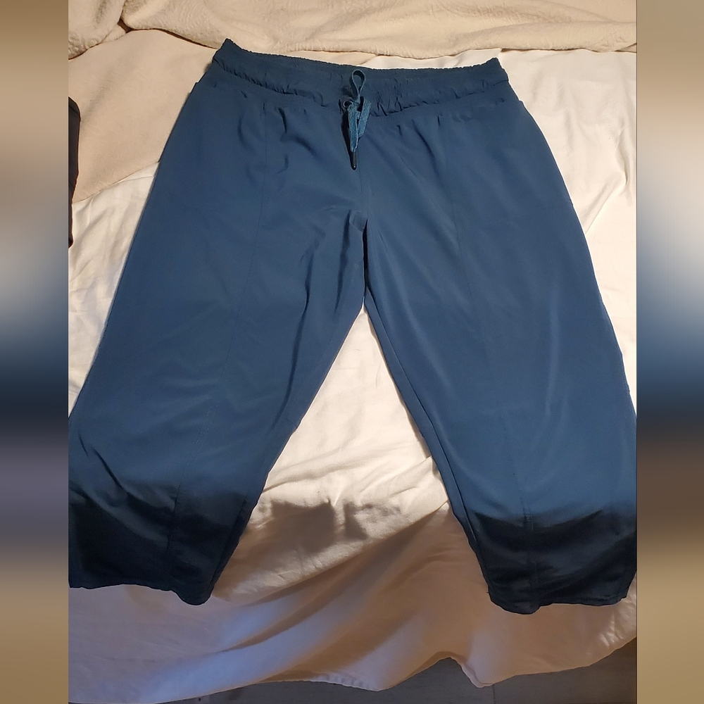 Prana Women's Teal Blue Cropped Pants